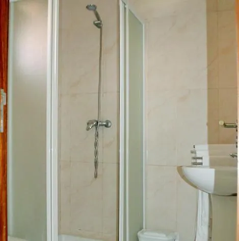 Pensao Repouso Do Peregrino Паредиш-ди-Кора